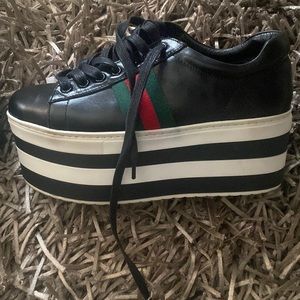 Gucci platform sneaker shoe size 9 worn one time
